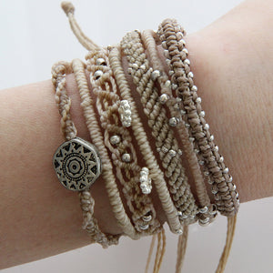 Wakami Earth Bracelet, 6.5-7" Natural Beige 7 Strand wa0389-102